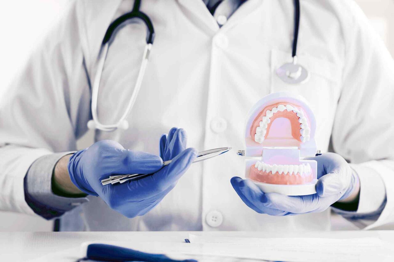 https://smilebig-dental.com/wp-content/uploads/2020/01/portfolio_08-1280x853.jpg